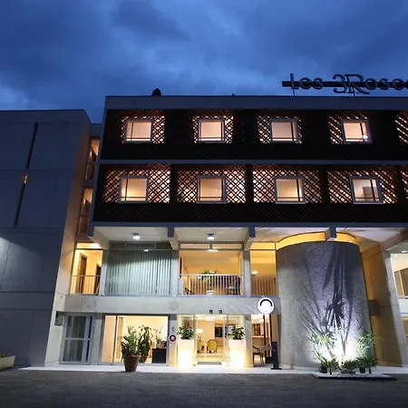 Hotel Les Trois Roses, Grenoble 4*