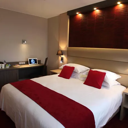 Les Trois Roses, Grenoble 4* Meylan
