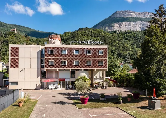 Les Trois Roses, Grenoble ホテル メラン