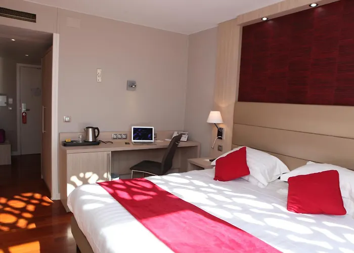 Les Trois Roses, Grenoble 4* メラン