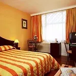 Les Trois Roses, Grenoble Szálloda Meylan
