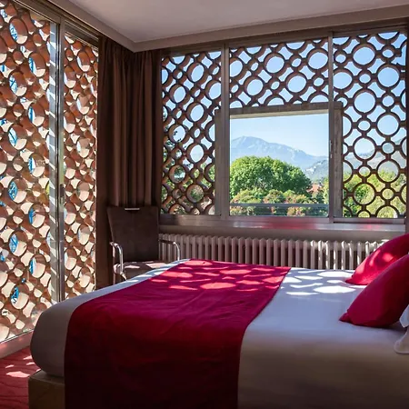 Les Trois Roses, Grenoble 4*